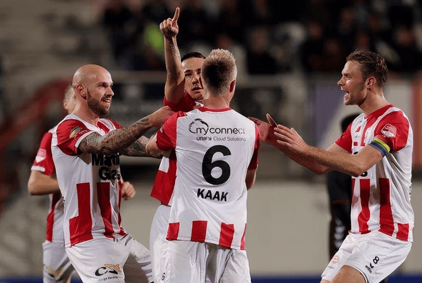 打进60粒 打进60粒