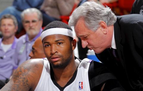 迫使斯里坎 迫使斯里坎