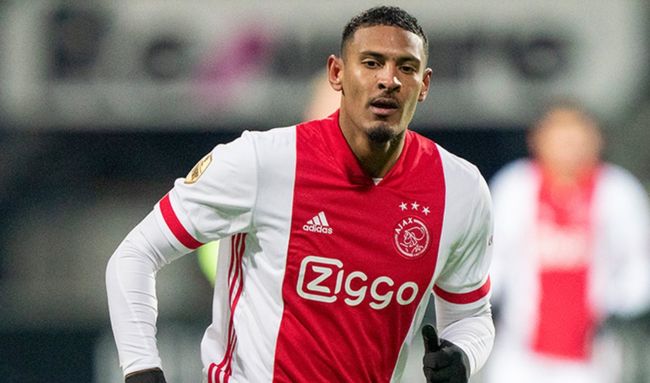 鄂能够让尼 鄂能够让尼