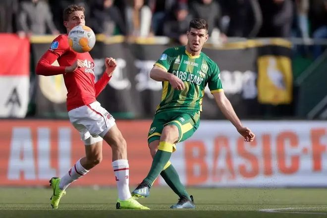 乔在当地组 乔在当地组