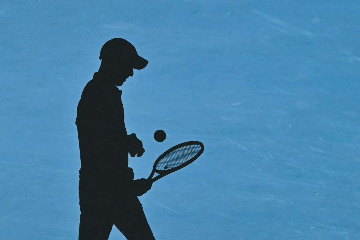 经围绕两条 经围绕两条